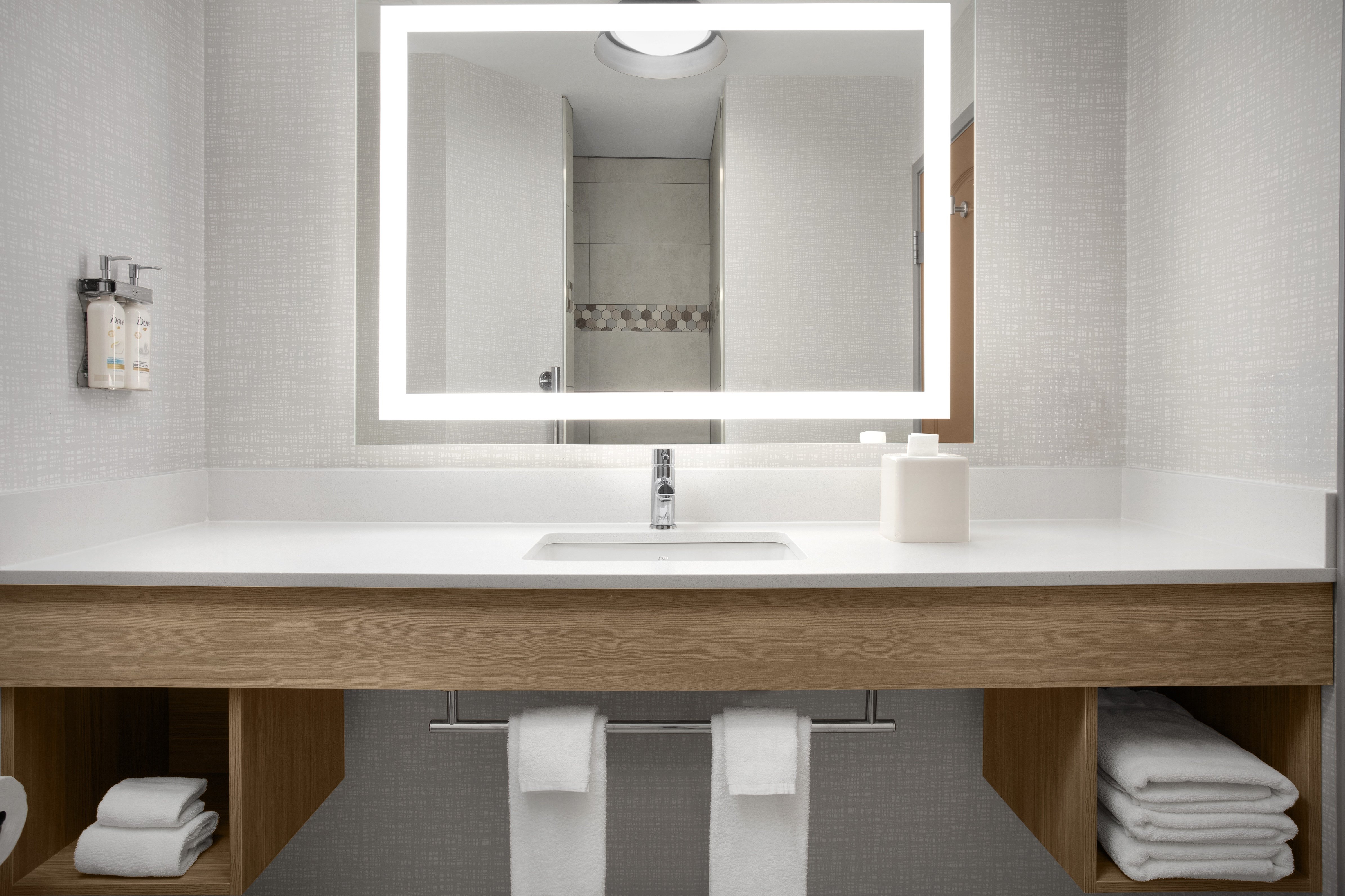 holiday inn express and suites dfw west hurst