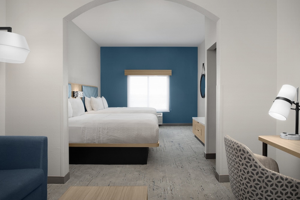 holiday inn express and suites dfw west hurst