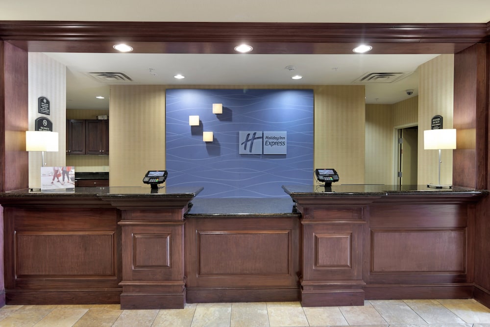 holiday inn express and suites dfw west hurst