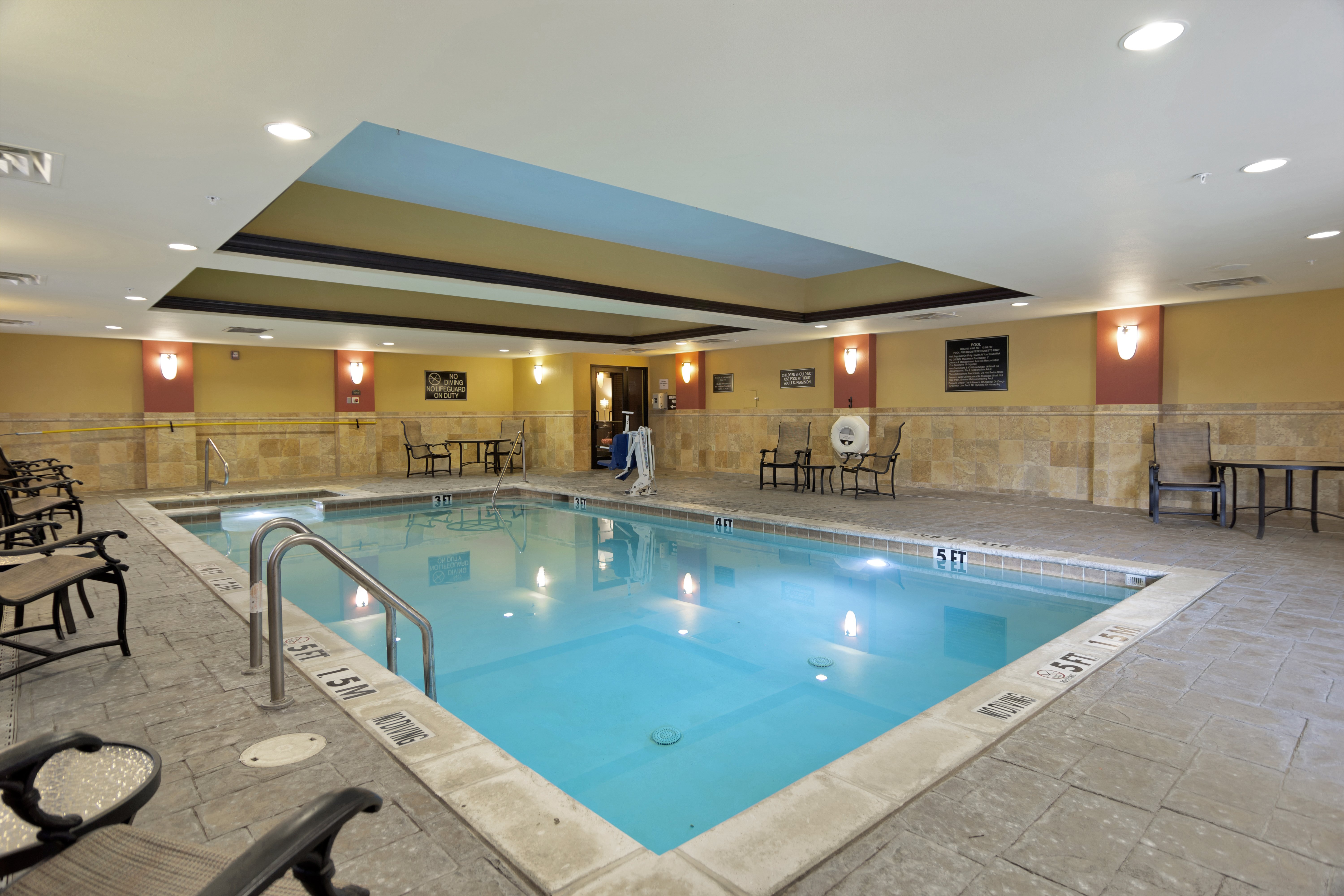 holiday inn express and suites dfw west hurst