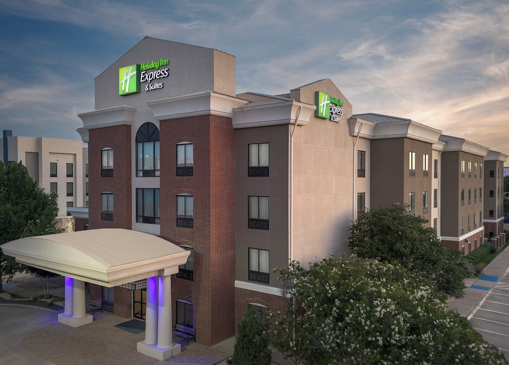 holiday inn express and suites dfw west hurst