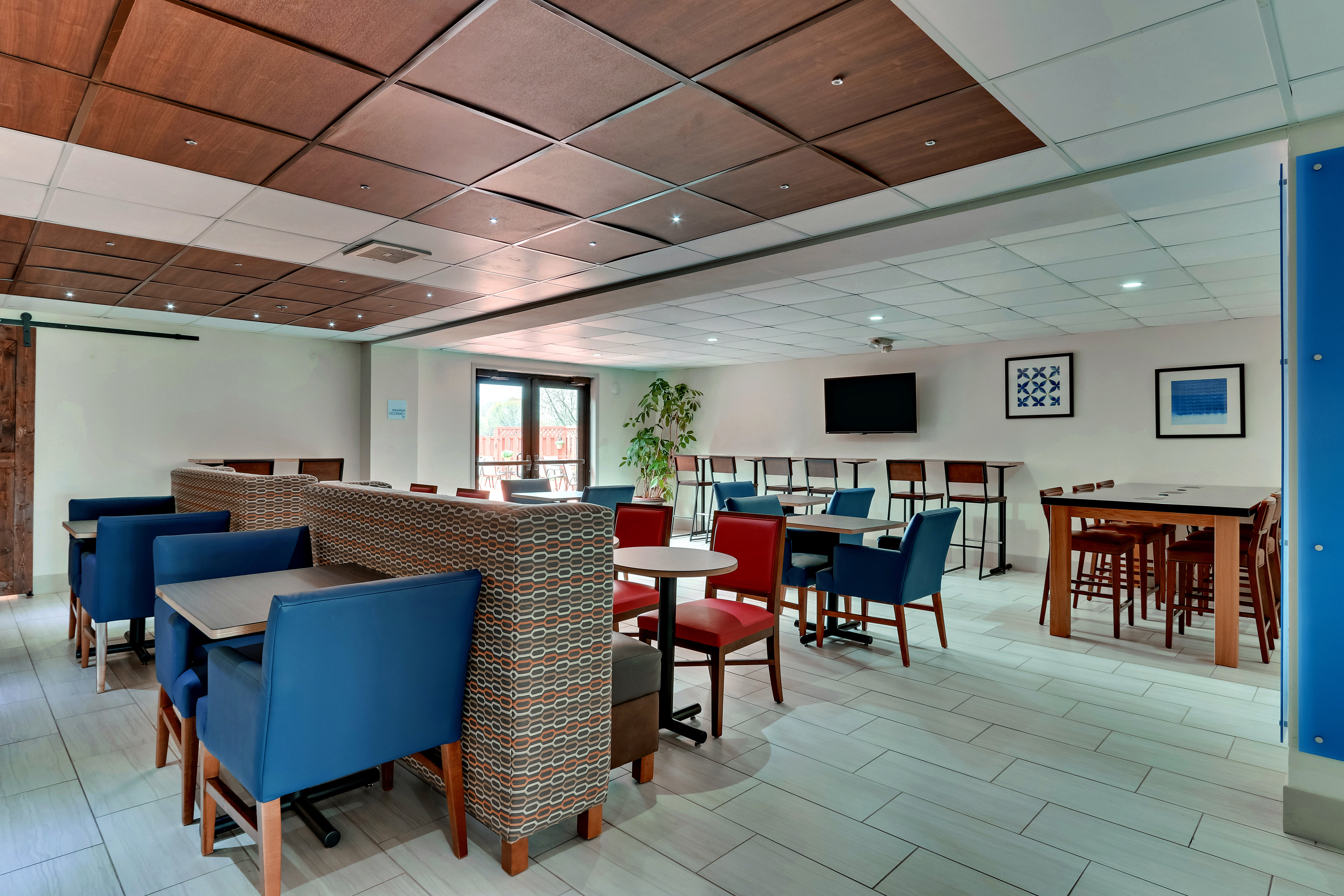 holiday inn express hotel and suites bad axe by ihg