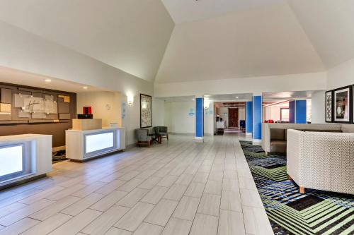 holiday inn express hotel and suites bad axe by ihg