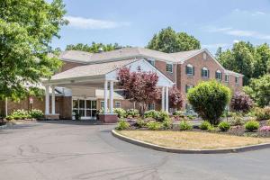 Comfort Inn - Independence,Independence>>Cleveland,3 star