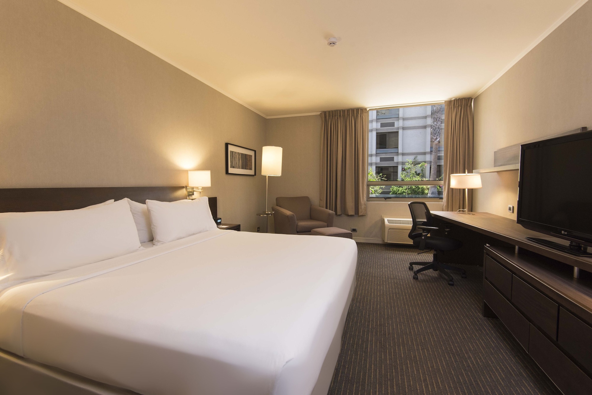 holiday inn express iquique by ihg