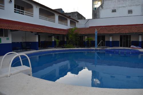 Hotel Plaza Almendros, Isla Mujeres,Isla Mujeres>>Cancun,3 star