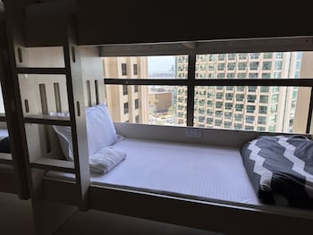 bollywood beach hostel