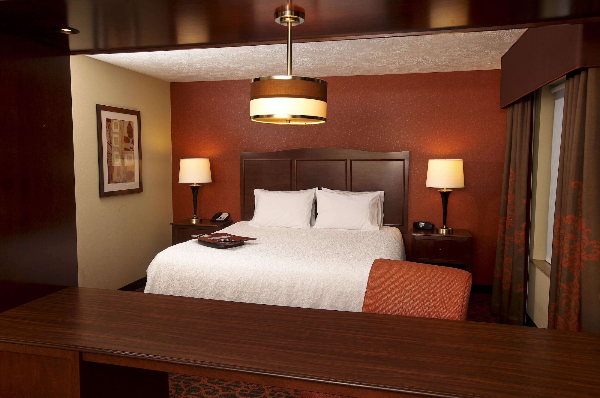 hampton inn and suites by hilton fargo medical center