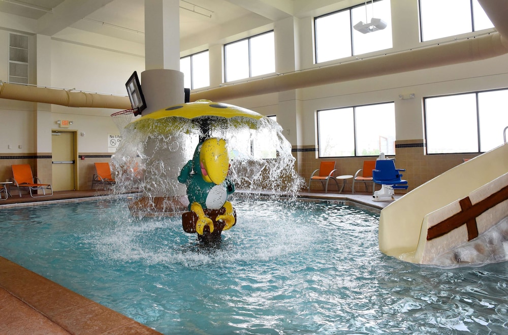 hampton inn and suites by hilton fargo medical center