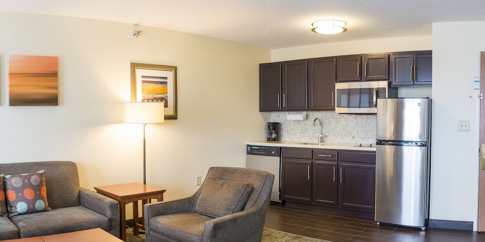 staybridge suites fargo by ihg