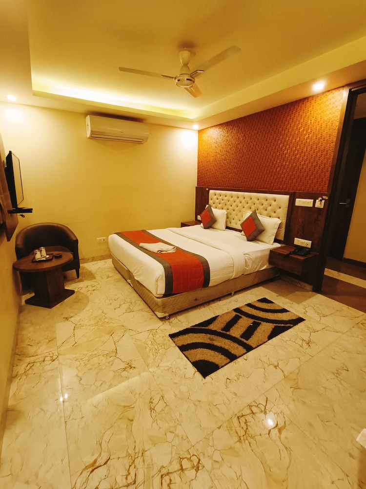 hotel mayda inn