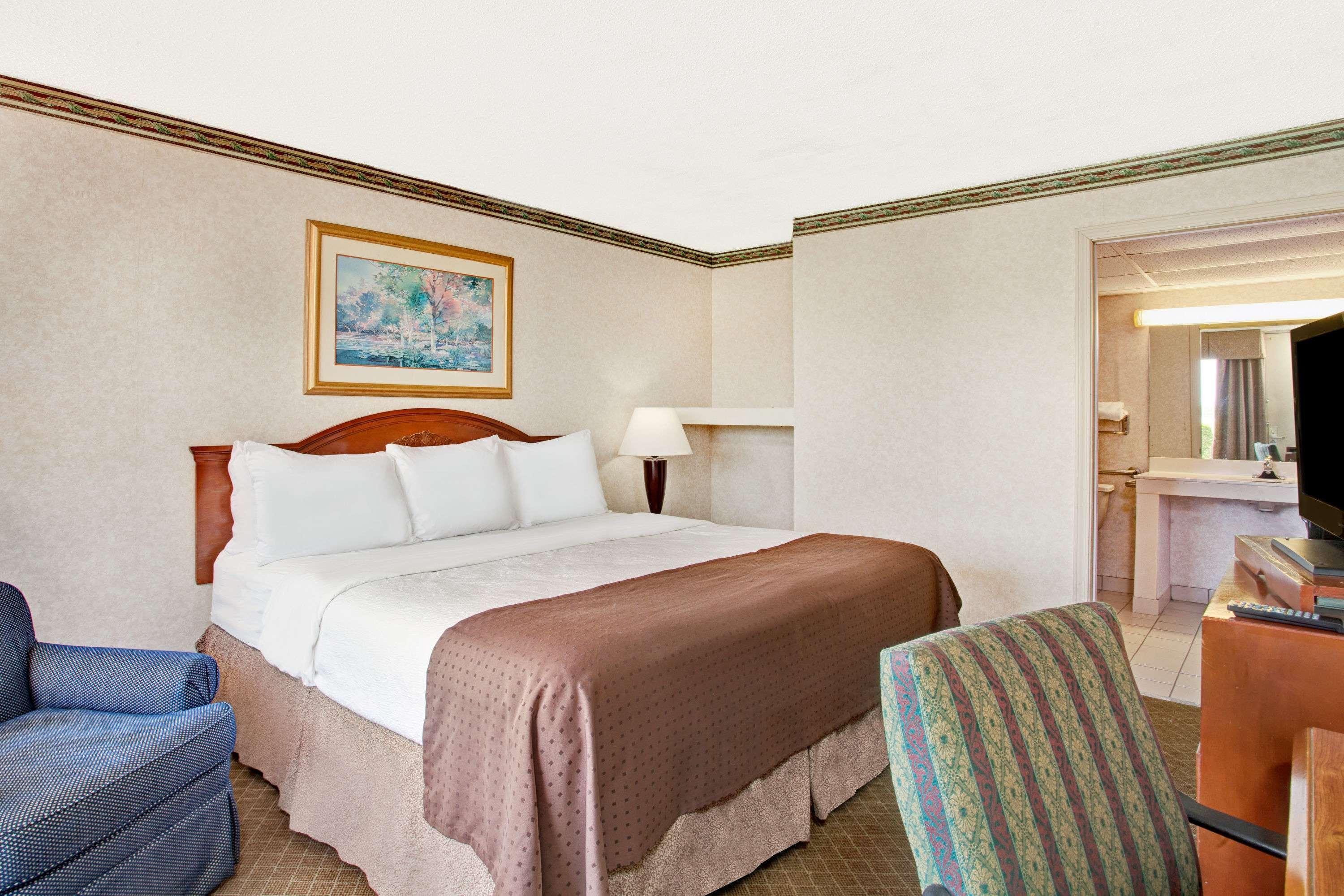 Days Inn By Wyndham Forrest City,Arkansas>>Forrest City,3 star