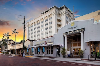 the banyan hotel fort myers tapestry collection by hilton