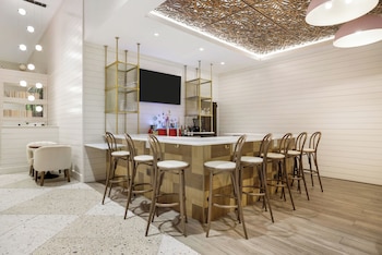 the banyan hotel fort myers tapestry collection by hilton