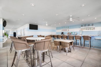 the banyan hotel fort myers tapestry collection by hilton