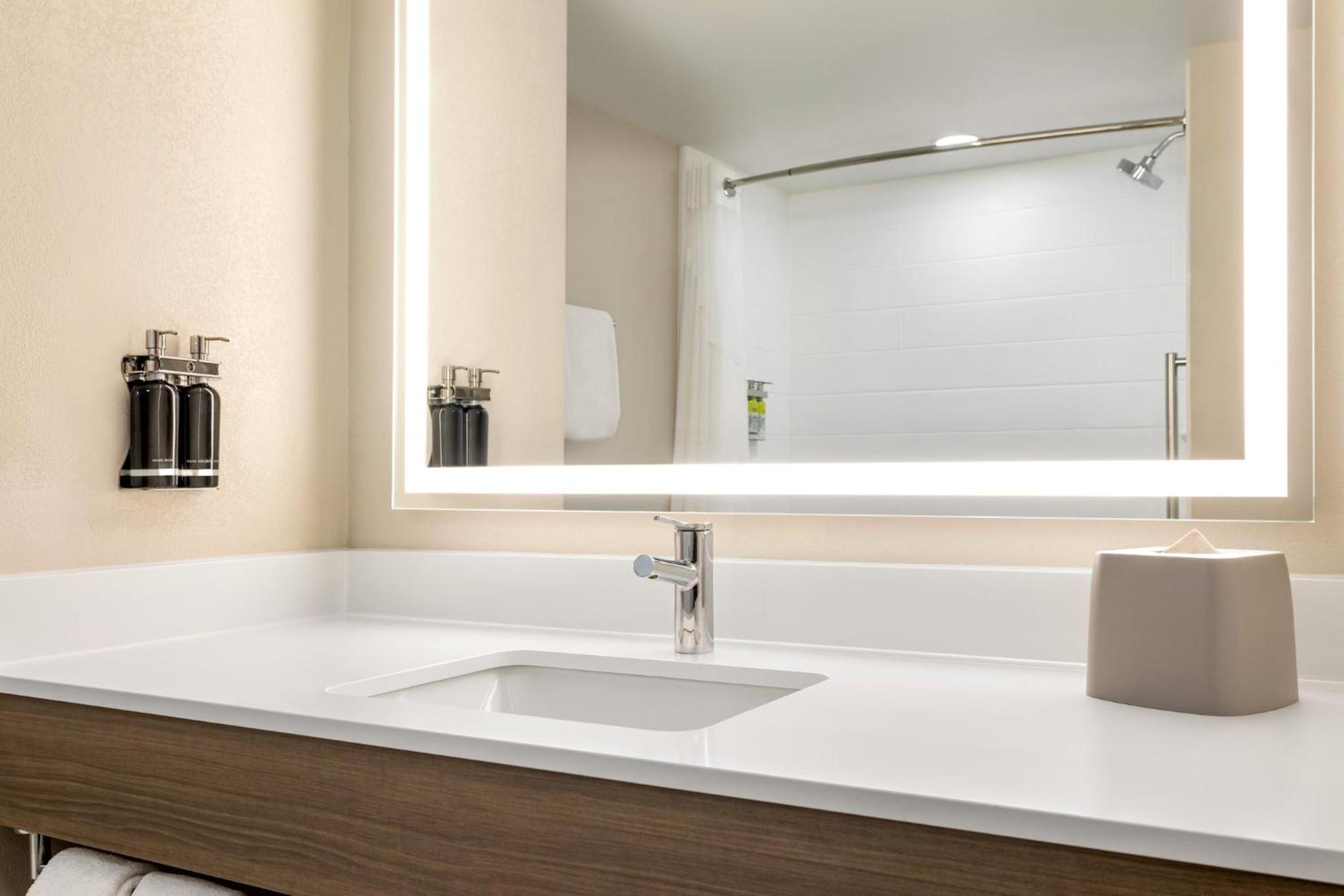 holiday inn express and suites fort pierce west
