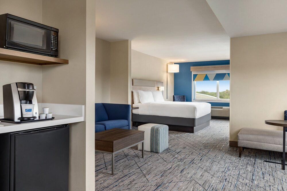 holiday inn express and suites fort pierce west