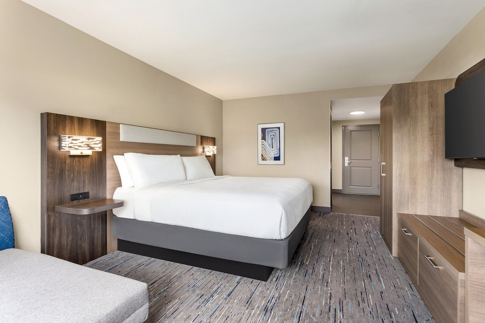 holiday inn express and suites fort pierce west
