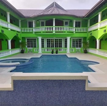 pesheres inn and spa