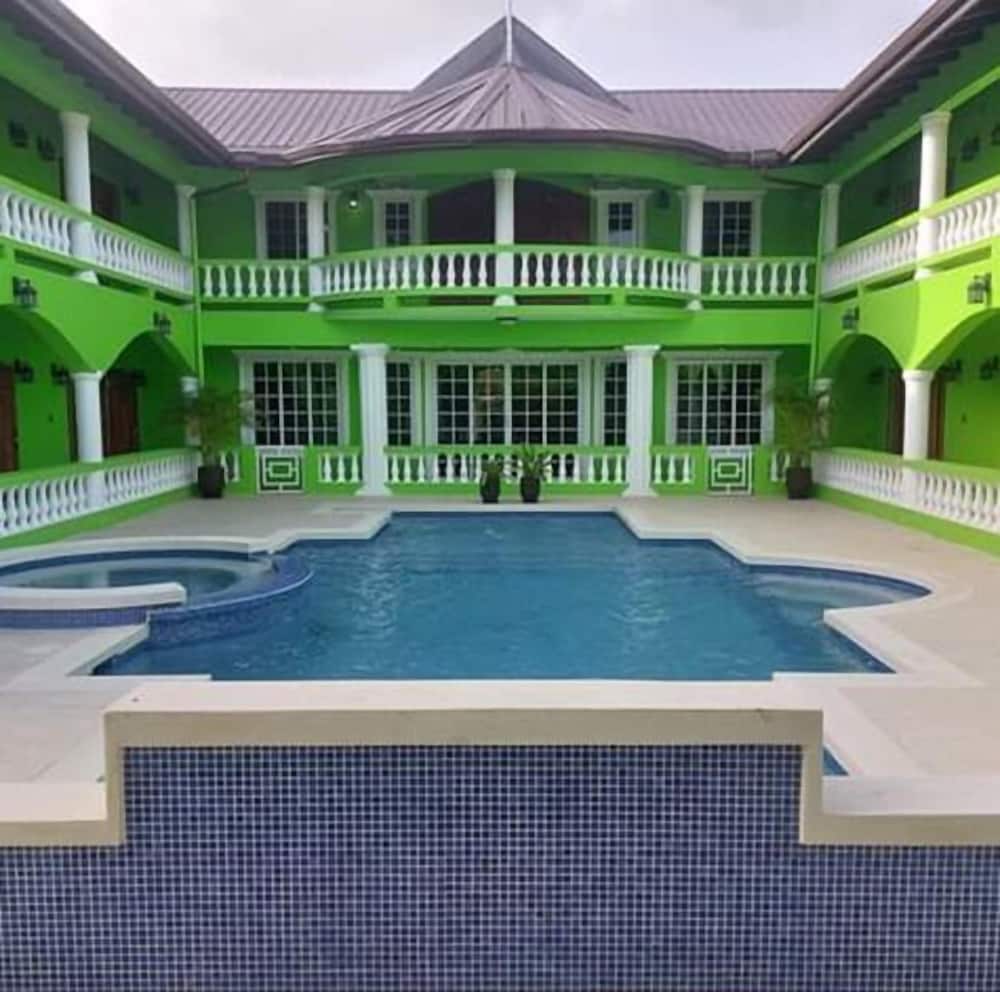 pesheres inn and spa