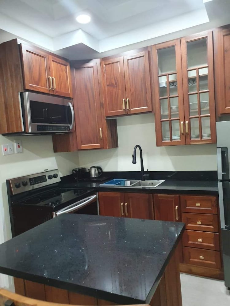 pesheres inn and spa