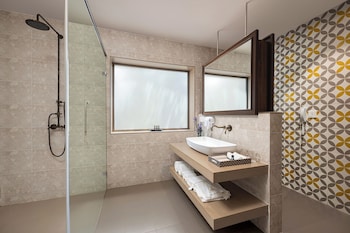 the yellow house anjuna ihcl seleqtions