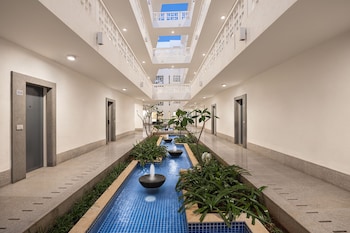 the yellow house anjuna ihcl seleqtions