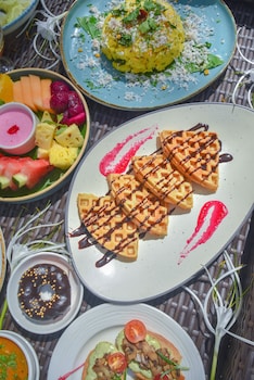 the yellow house anjuna ihcl seleqtions