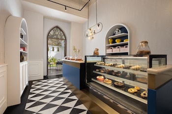 the yellow house anjuna ihcl seleqtions