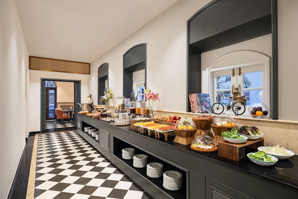 the yellow house anjuna ihcl seleqtions