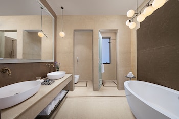 the yellow house anjuna ihcl seleqtions