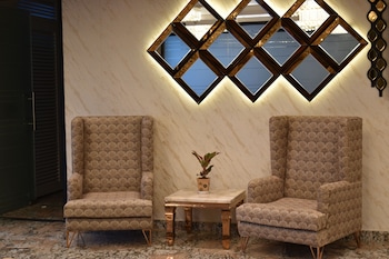 lime tree hotel and banquet greater noida