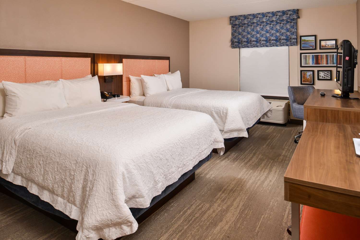 hampton inn emporia