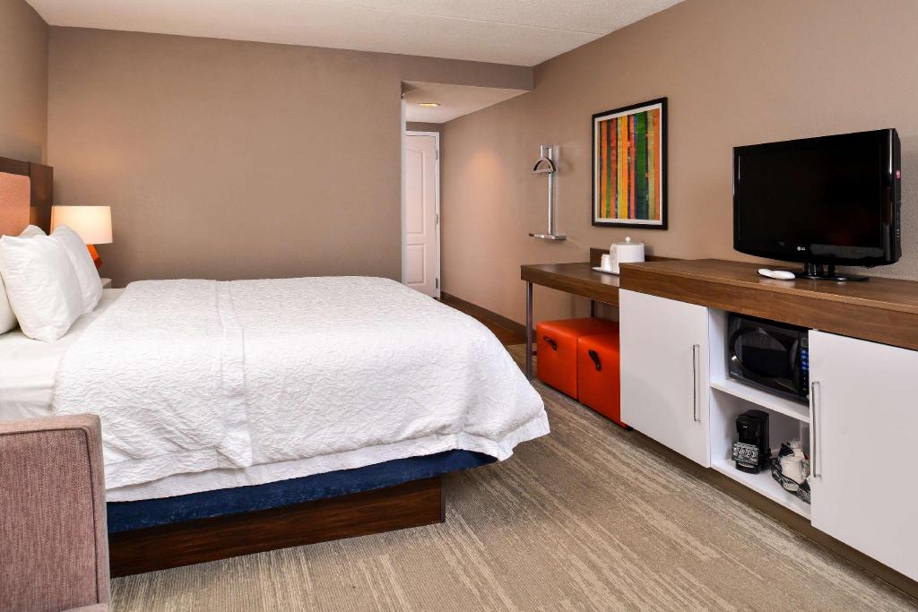 hampton inn emporia
