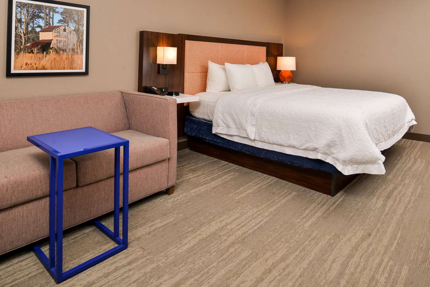 hampton inn emporia