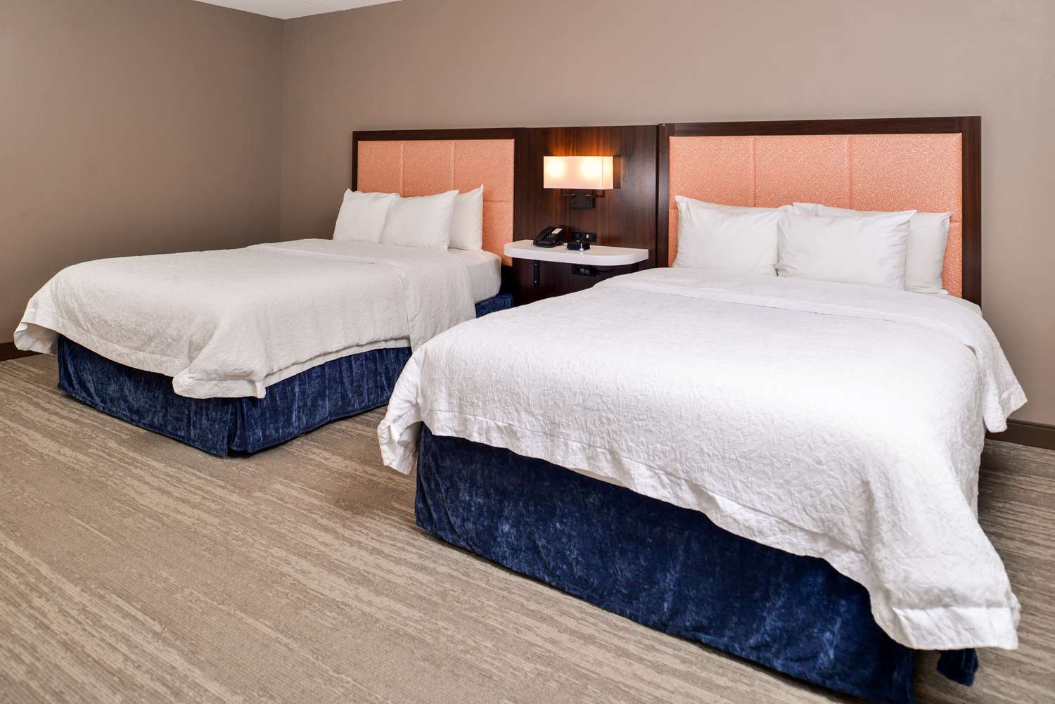 hampton inn emporia