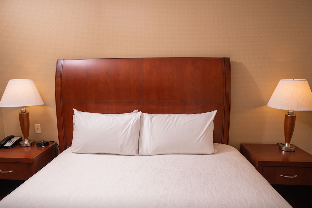 hilton garden inn erie