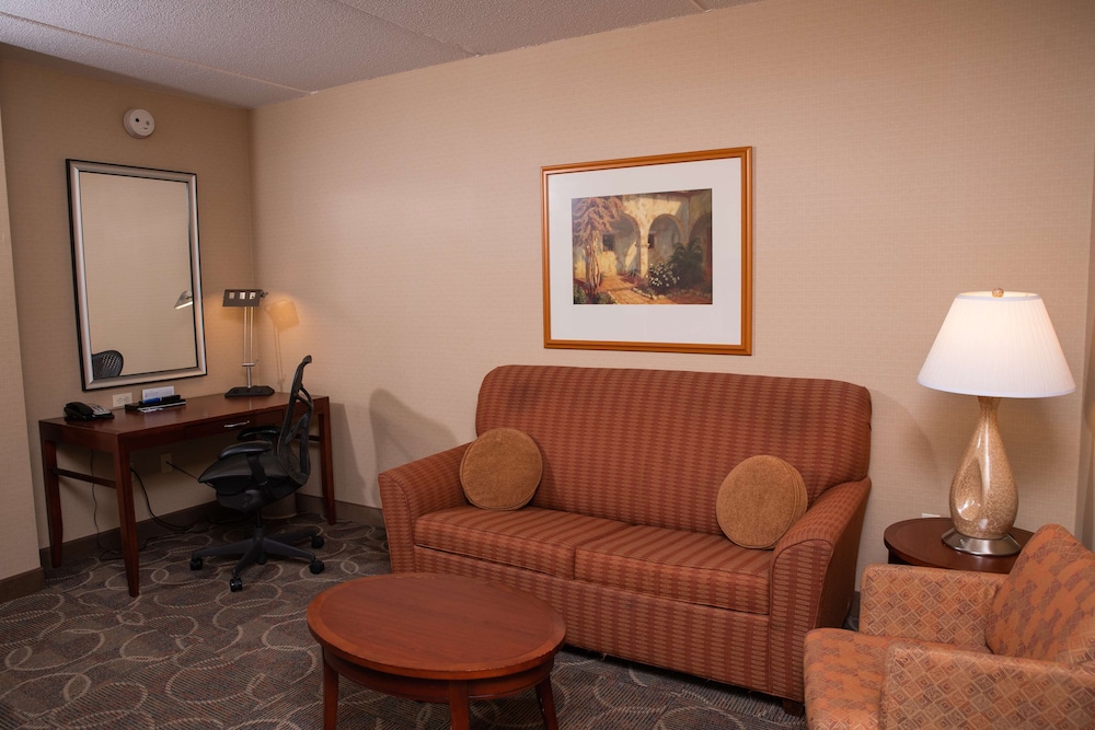 hilton garden inn erie