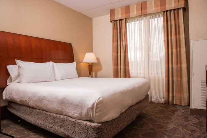 hilton garden inn erie