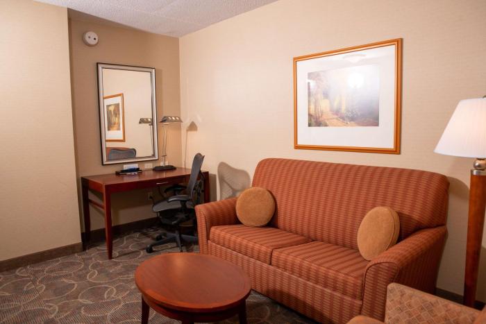 hilton garden inn erie