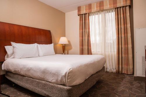 hilton garden inn erie