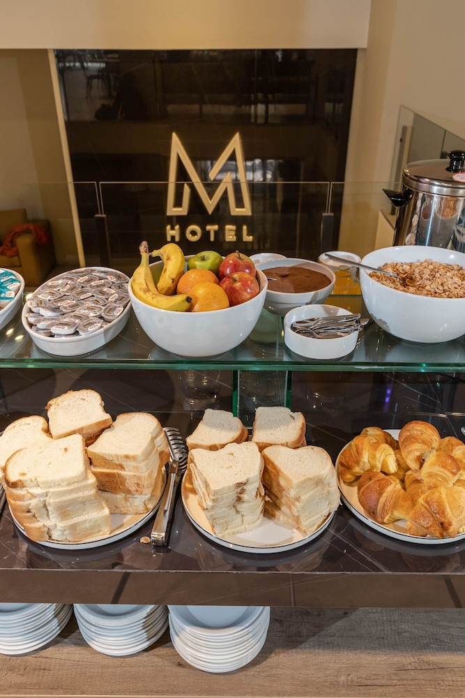 hotel m