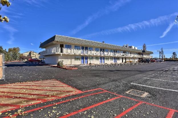 motel 6 flagstaff az butler