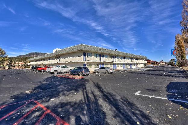 motel 6 flagstaff az butler
