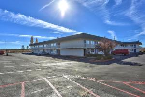 motel 6 flagstaff az butler