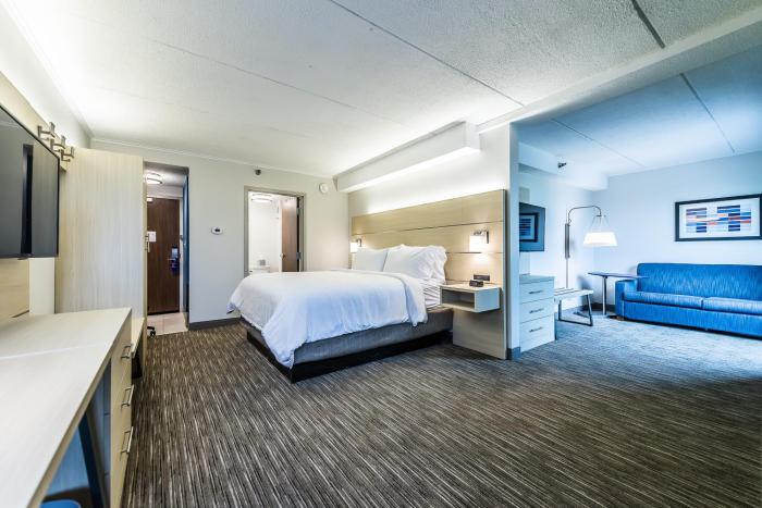 holiday inn express flint campus area by ihg
