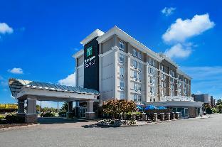 holiday inn express hampton coliseum central by ihg