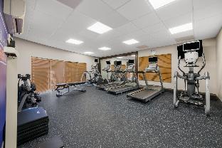 holiday inn express hampton coliseum central by ihg