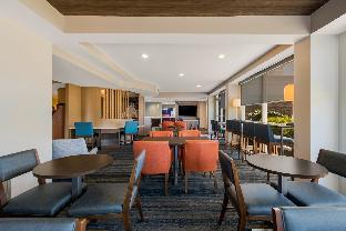 holiday inn express hampton coliseum central by ihg
