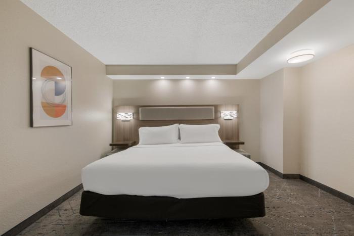 holiday inn express hampton coliseum central by ihg